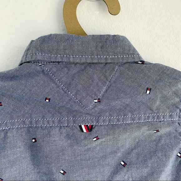 Tommy Hilfiger Button Down Blue Shirt Youth Size 4 - Picture 8 of 8